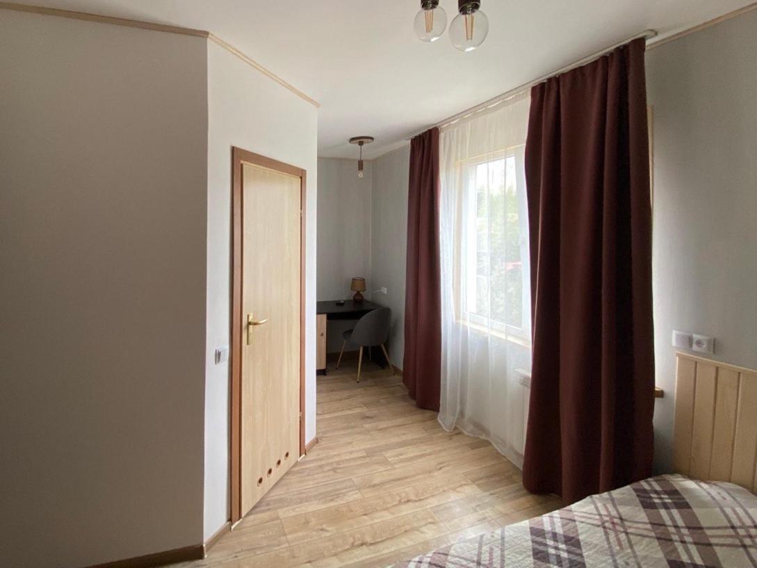 Кукулька Міні-Готель スラブスク 部屋 写真